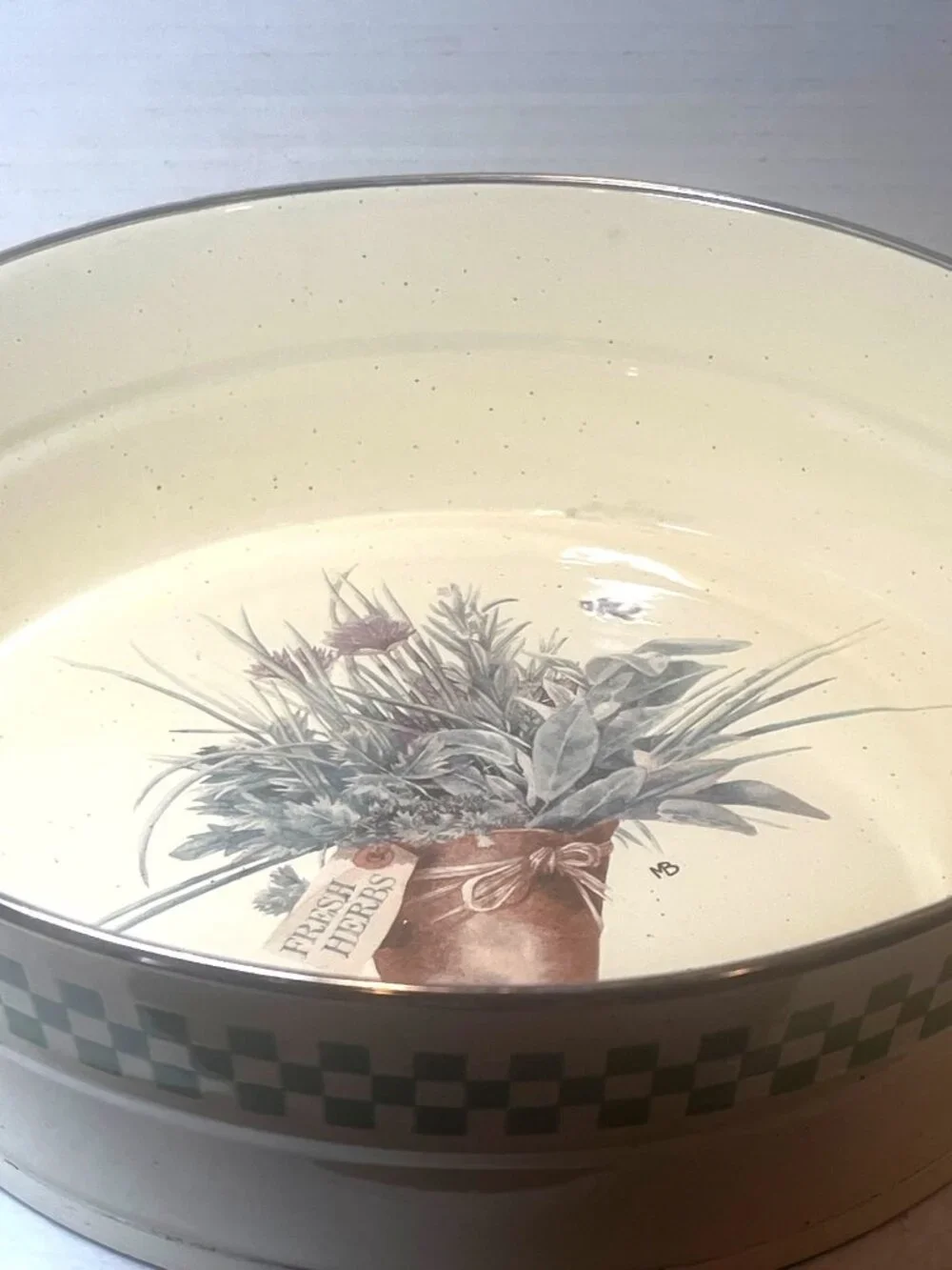Marjolein Bastin Fresh Herbs Enamel Serving Bowl With Handles & Green Checker De